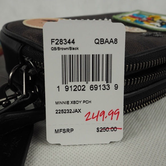 Disney Coach Crossbody Pouch Minnie Mouse Patches - Picture 8 of 8